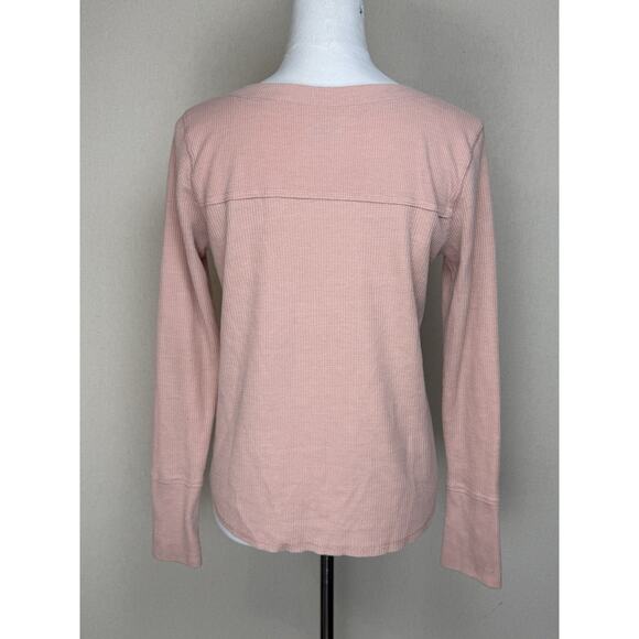 HOLLISTER Waffle Knit Pullover Top Sz M Soft Pink V-Neck Long Sleeves Casual - Picture 6 of 13